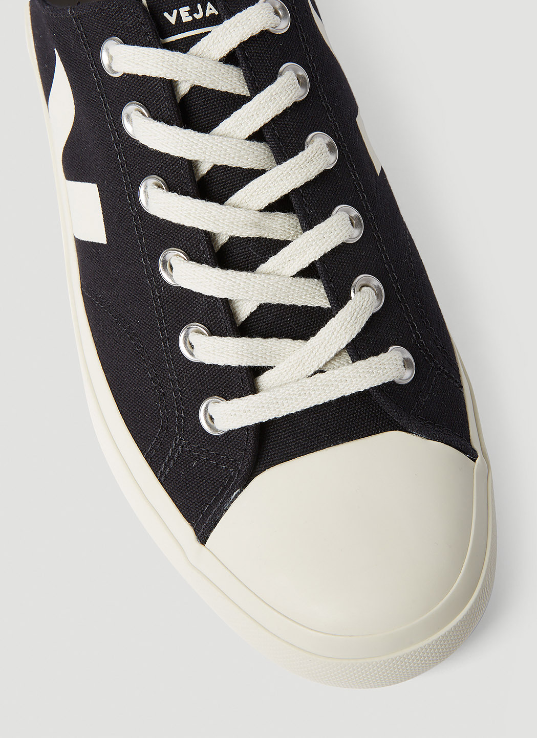 Veja Wata II Sneakers