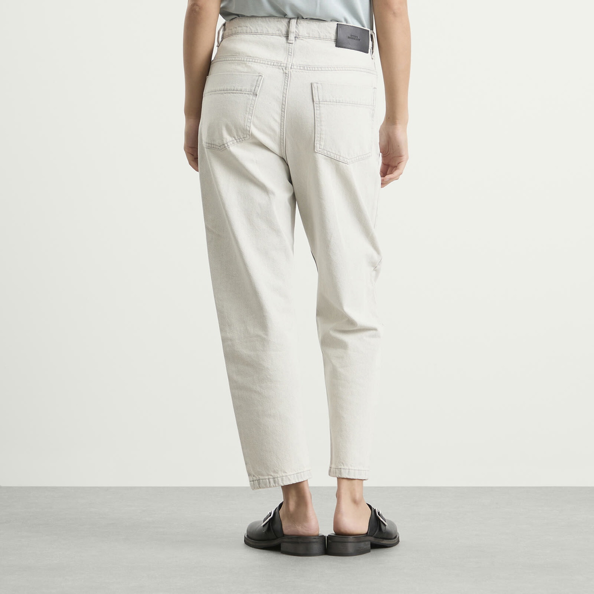 Studio Nicholson Women's Jura Carrot Leg Jean in Pumice