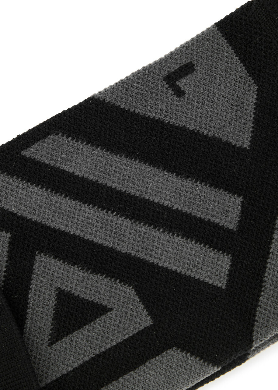 ON Performance Stretch-jersey Trainer Socks Black
