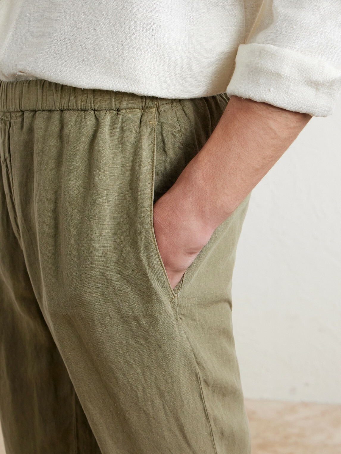 Boglioli - Tapered Linen Trousers - Green