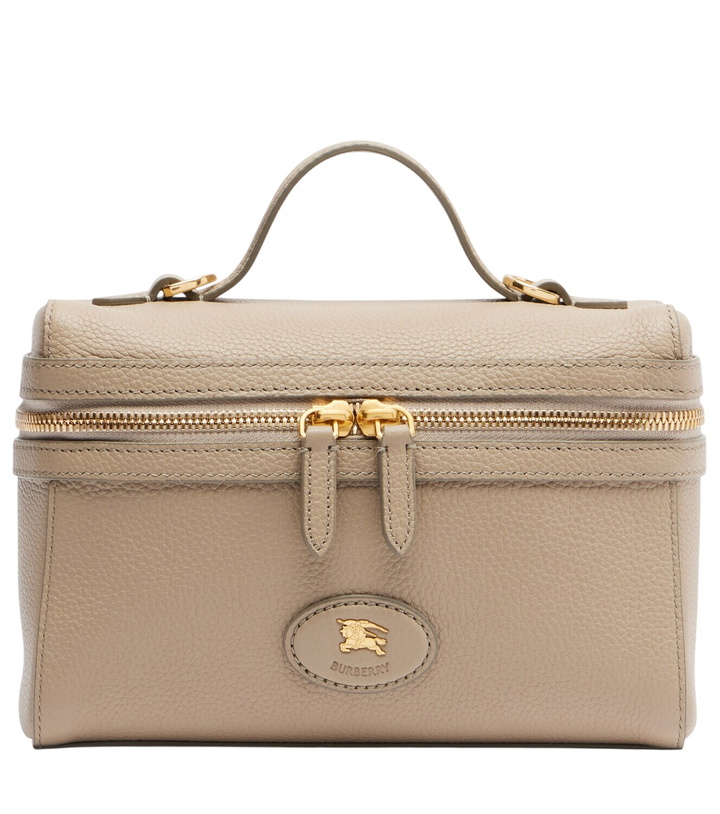 Photo: Burberry Bloomsbury leather vanity bag