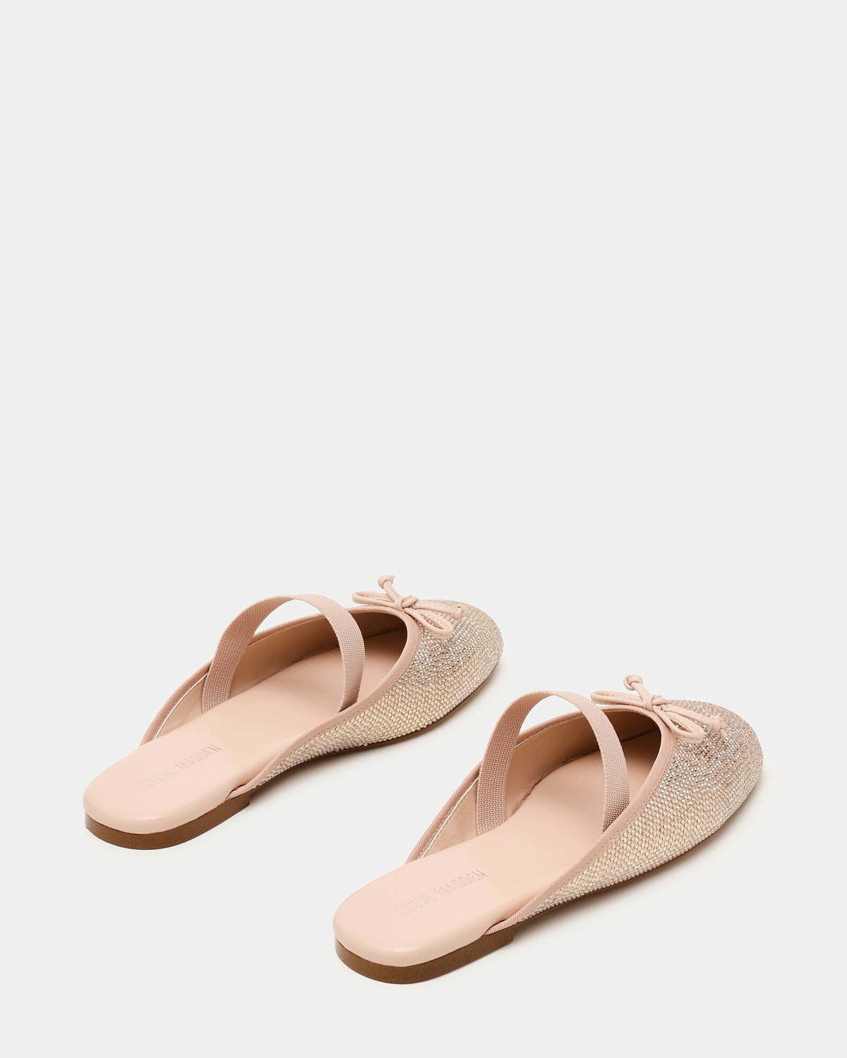 Steve Madden Cutesyy-R Flats in Silver
