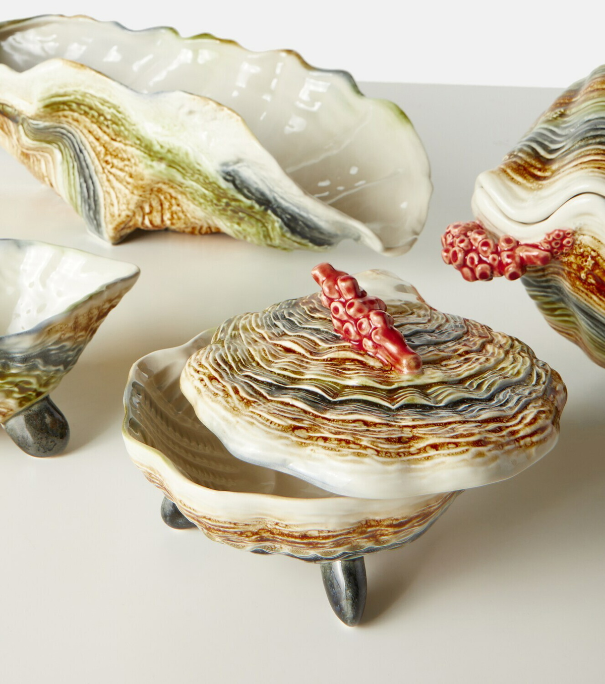 Bordallo Pinheiro Oyster earthenware tureen