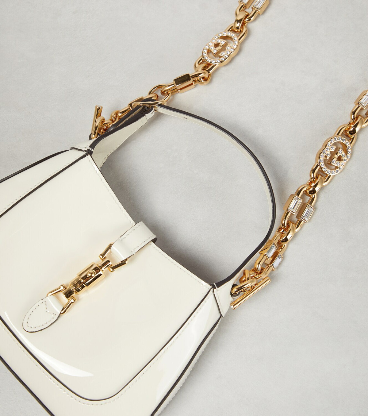 Jackie 1961 Mini Patent Leather Shoulder Bag in White - Gucci