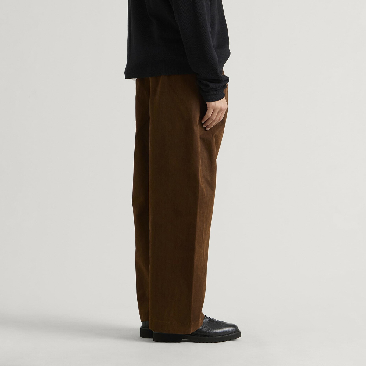 Sage Nation Men's Single Pleat Trouser in Bark Brown