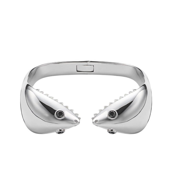Photo: Yvonne Léon Requin 9kt white gold bangle with diamonds