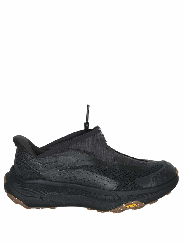 Photo: Hoka Protect Transport Black Sneakers