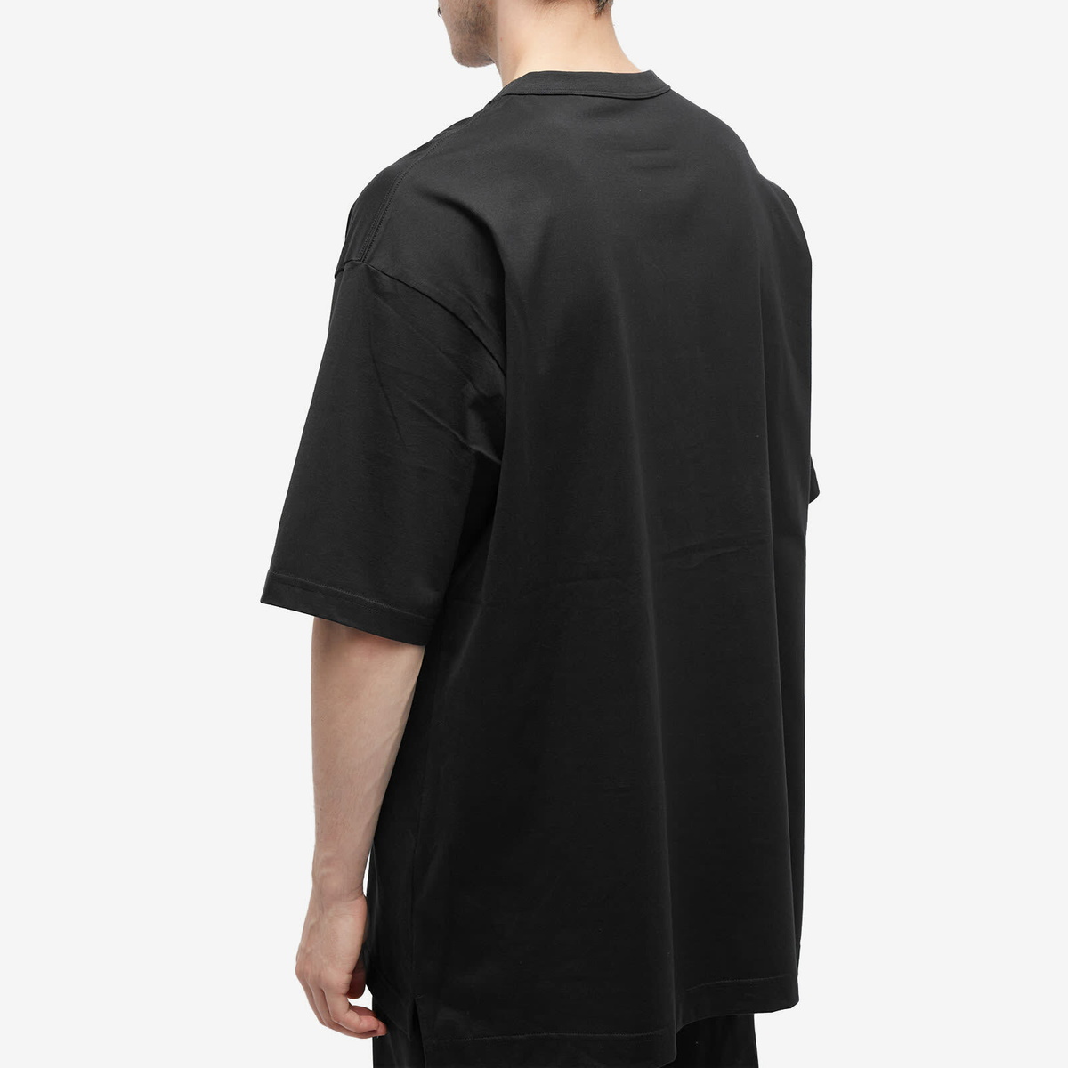 Y-3 Men's Gfx Yy Short Sleeve T-Shirt in Black Y-3