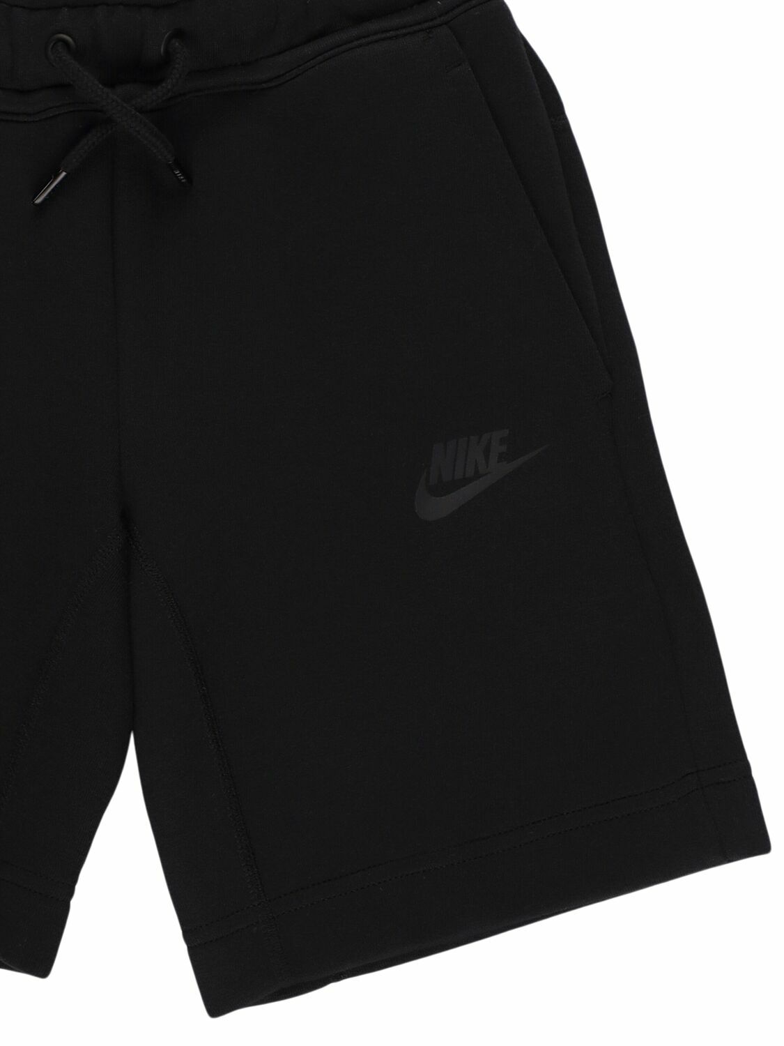 NIKE Tech Fleece Shorts