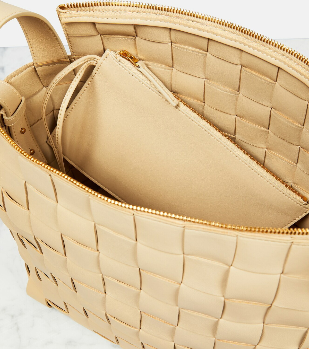 【BOTTEGA VENETA】CASSETTE TOTE BAG Bottega Veneta - Cassette Mini leather tote bag Bottega Veneta