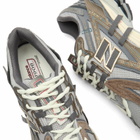 New Balance 1906 Sneaker in Thunder Brown/Slate Grey