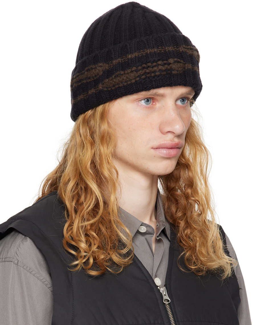 Unisex-knitted-beanie-Dark-