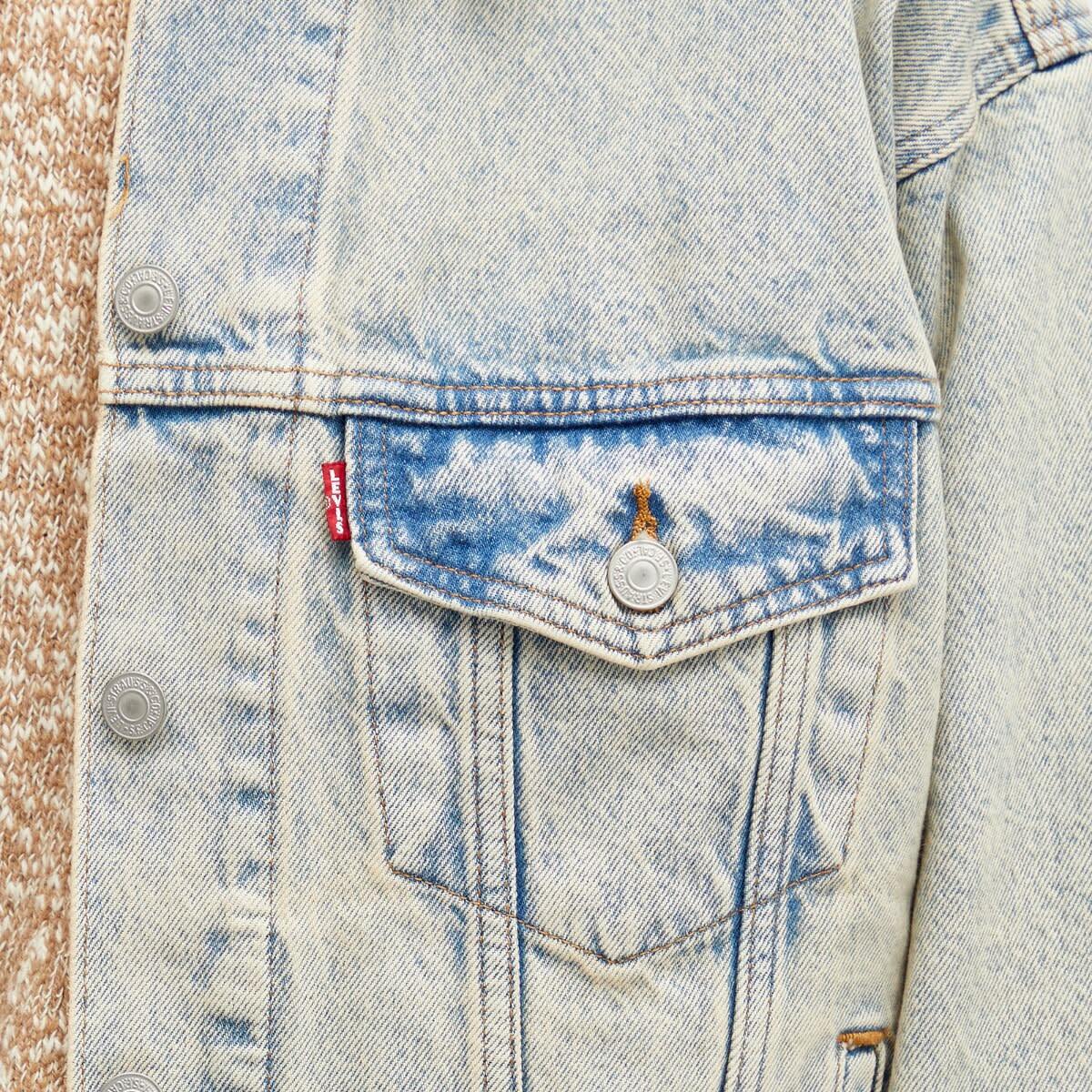 Levi’s Collections Women's Levis Vintage Clothing 90s Denim Trucker Jacket in Where'S The Tint Tru
