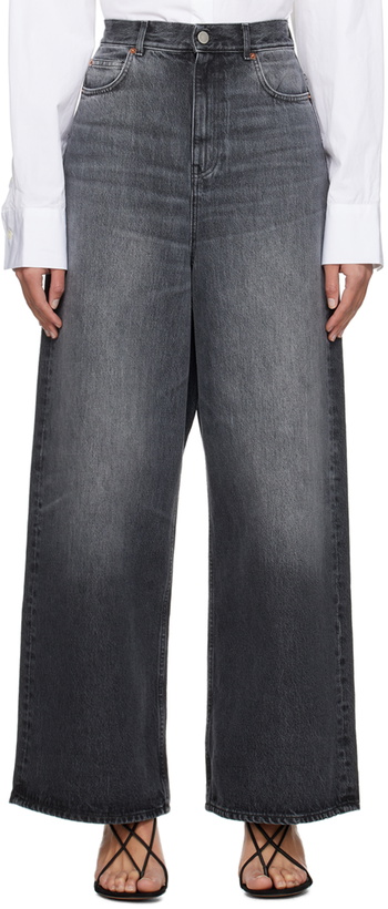Photo: Teurn Studios Black Elvis Jeans