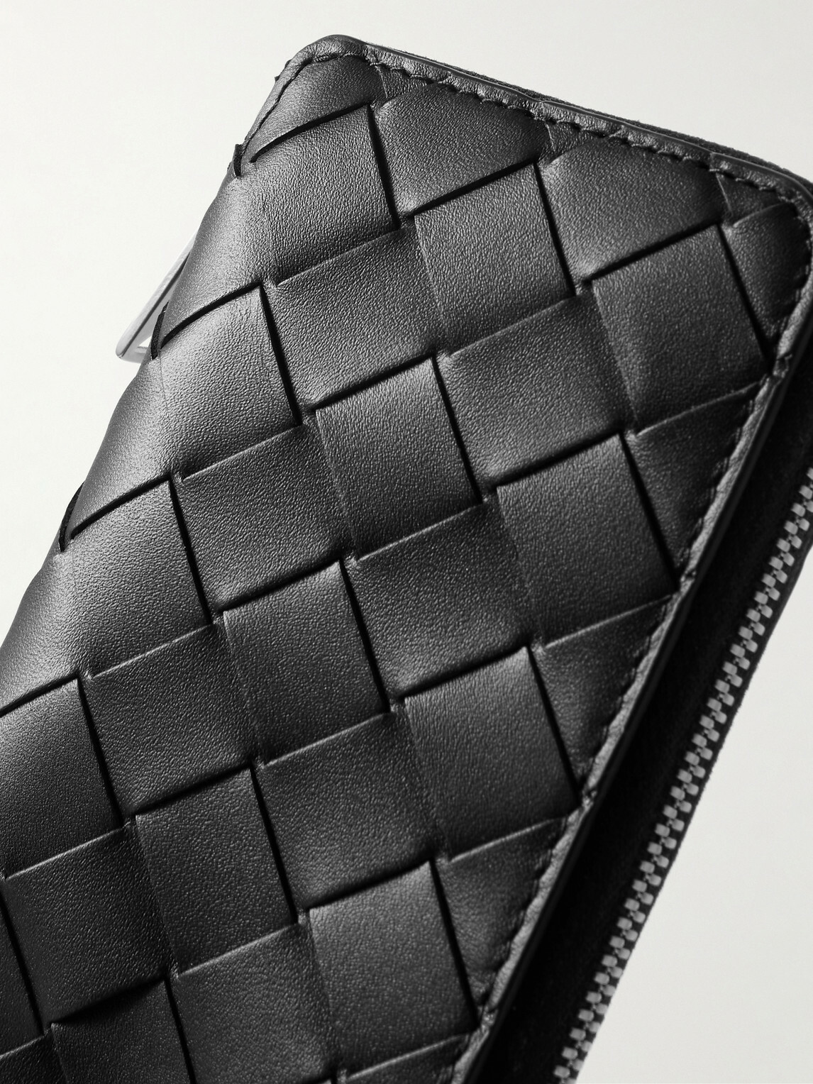 Bottega Veneta - Intrecciato Leather Zip-Around Key Case