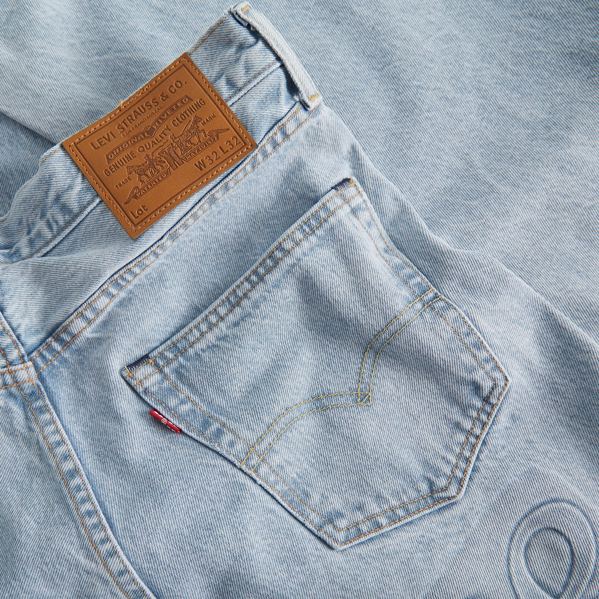 Levi's Levis E by END. 568 in Baby Blue Essential