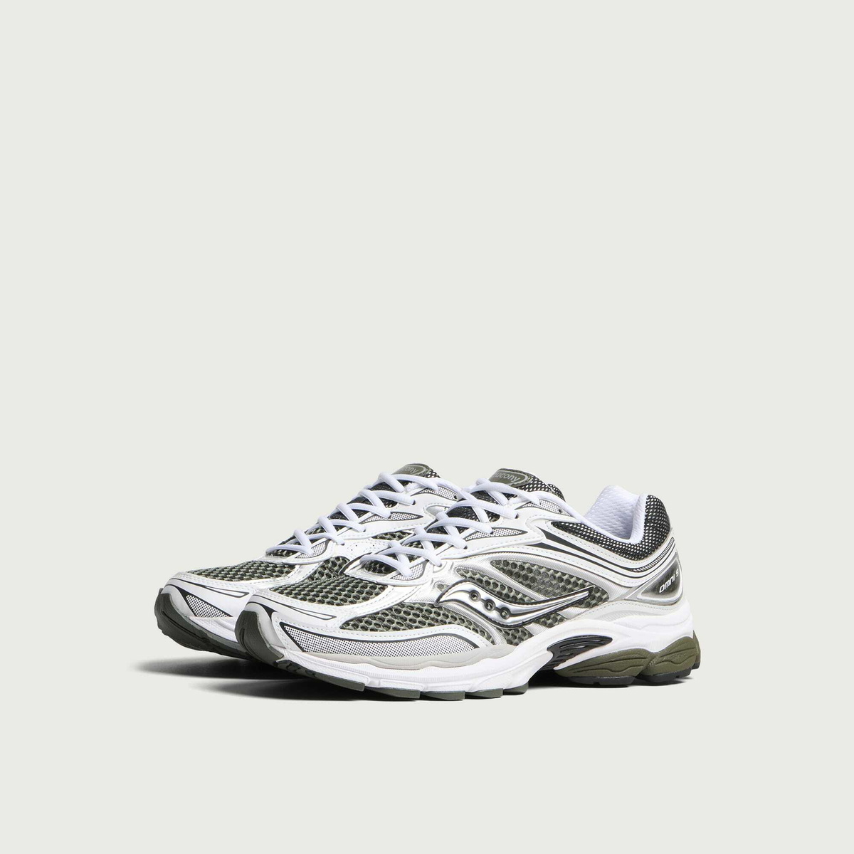 Saucony Progrid Omni 9 OG Sneaker in Fatigue