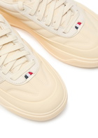 Moncler Monpulse Quilted Sneakers Beige