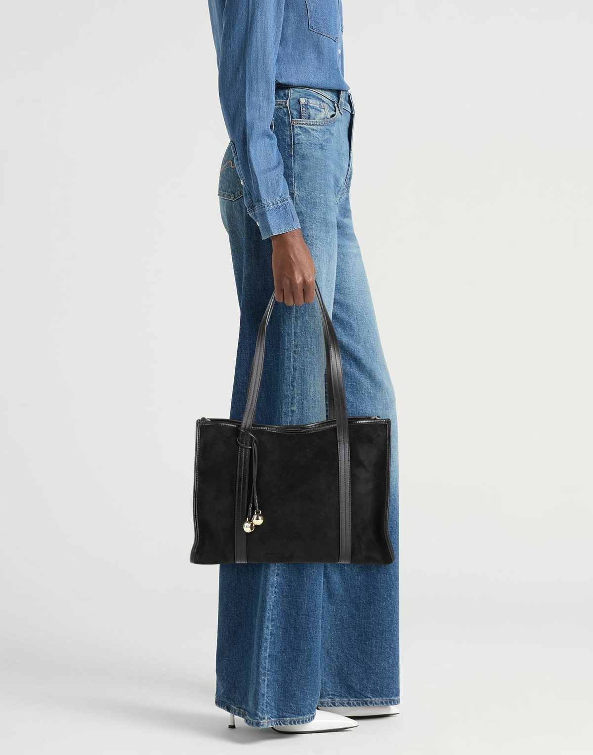 Sandro Womens Shoulder bag in Black