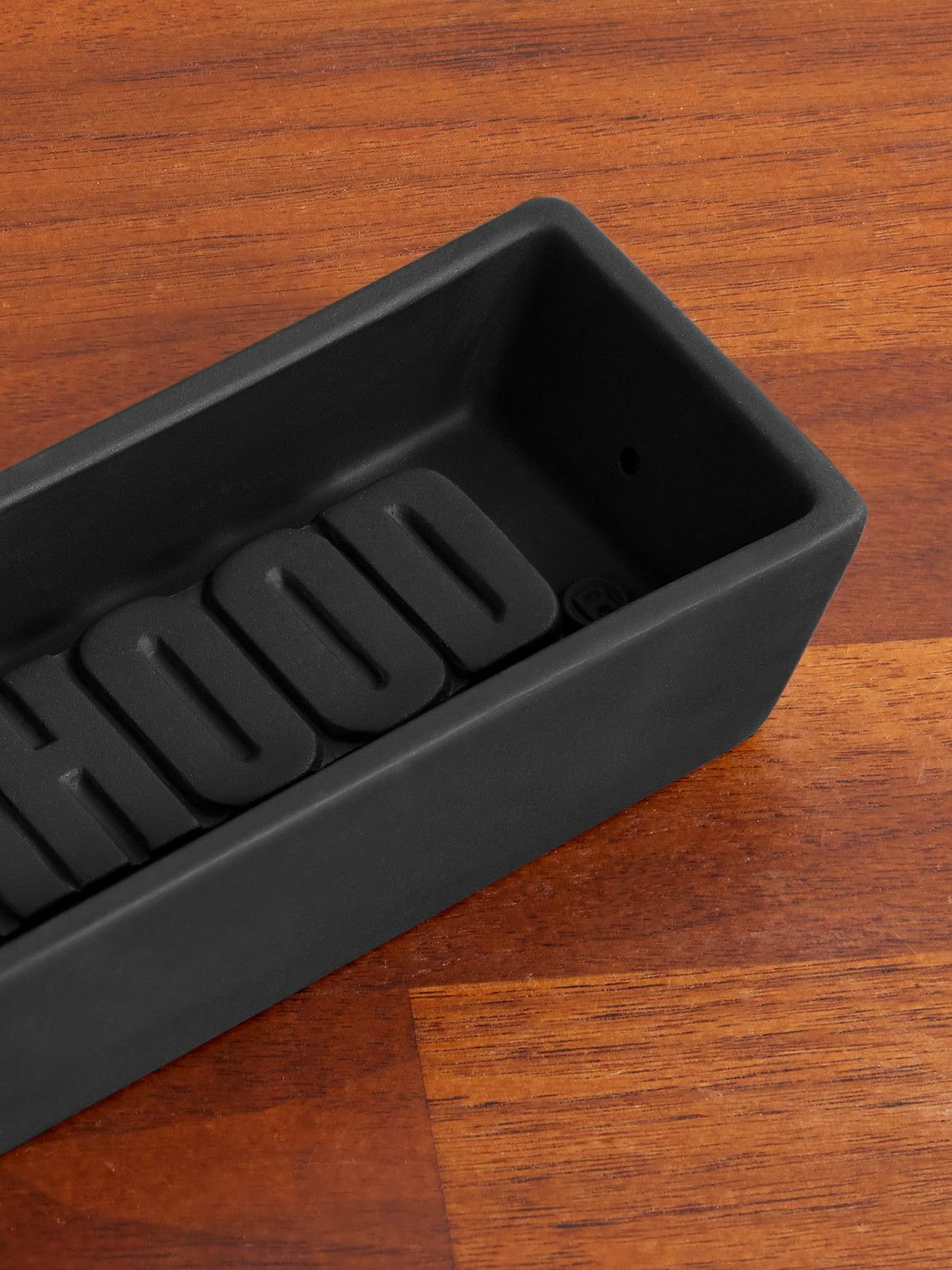 NEIGHBORHOOD INCENSE TRAY ブラック Neighborhood Men's CI Incense Tray in Black Neighborhood