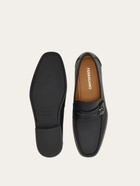 Ferragamo Mens Gancini loafer in Black