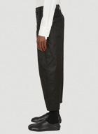 Cropped Straight Leg Pants in Black