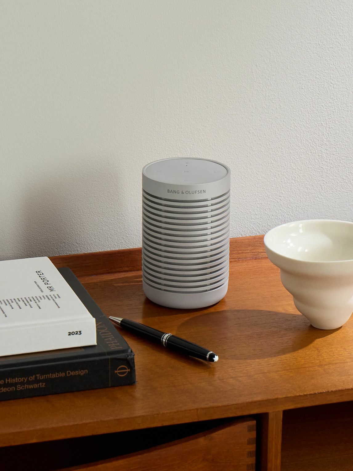 【訳あり】Bang & Olufsen Beosound Explore Amazon.com: Bang & Olufsen Beosound Explore - Wireless Portable