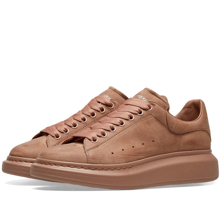 Photo: Alexander McQueen Nubuck Oversized Sneaker Pink