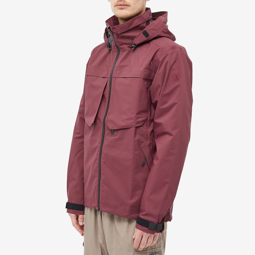 Tilak Men's Poutnik Caw Gore-Tex Jacket in Winsdor Wine Tilak