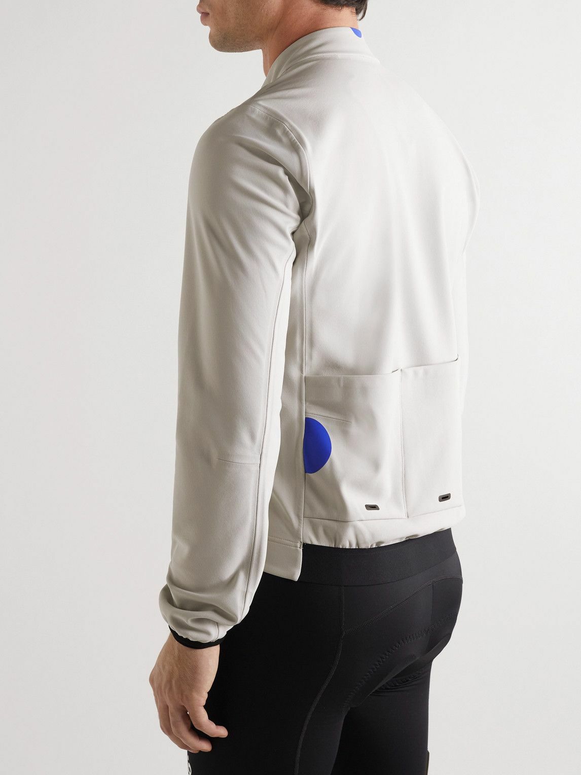 Looking for a winter cycling jacket
