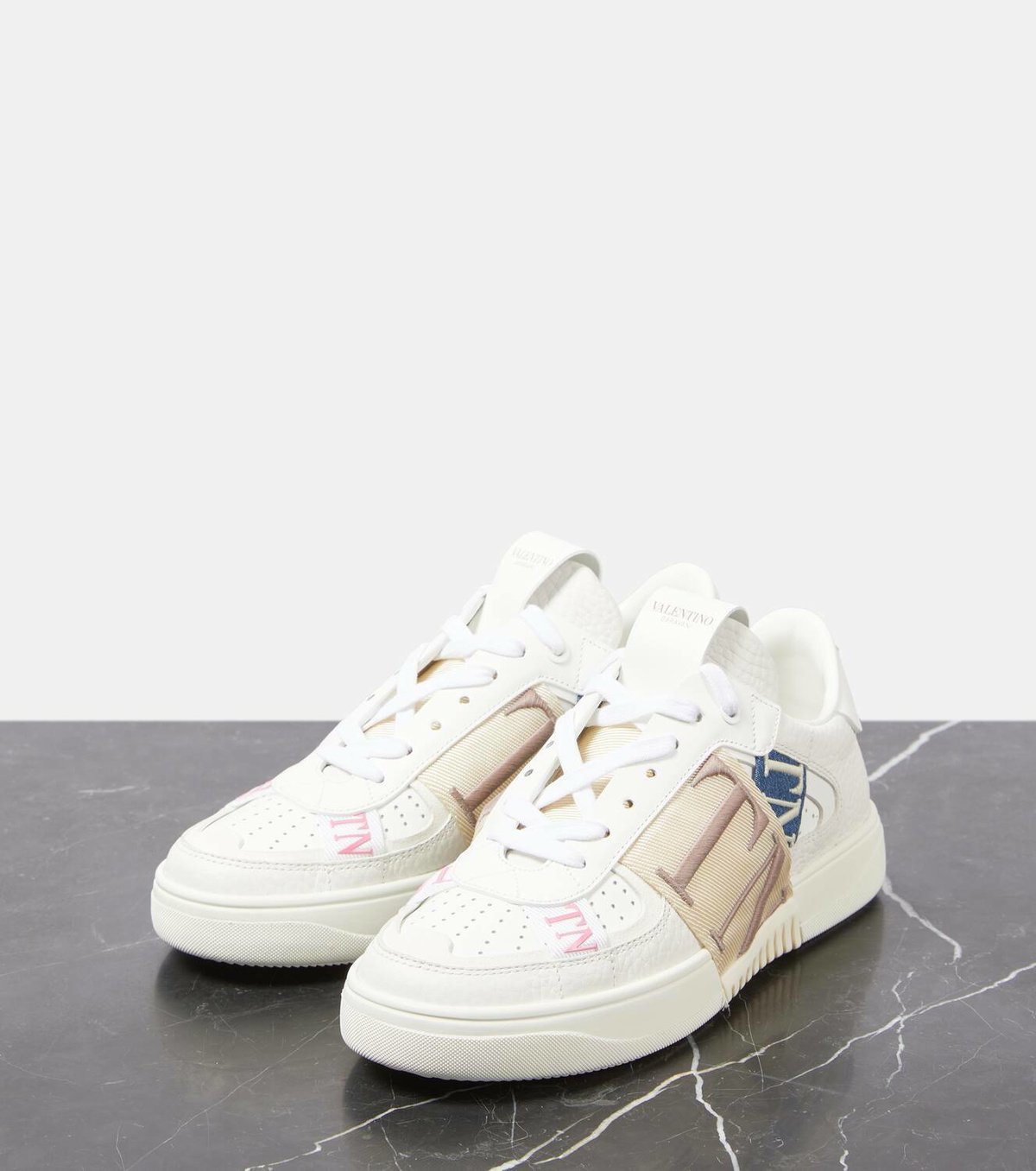Valentino Garavani VL7N leather sneakers Valentino Garavani