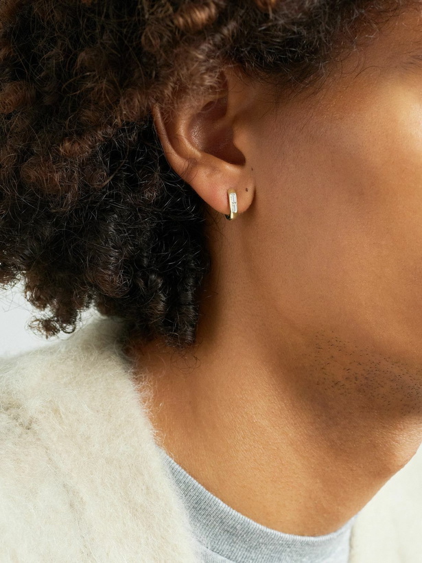 Photo: Foundrae - Fob Petite 18-Karat Gold Diamond Single Hoop Earring