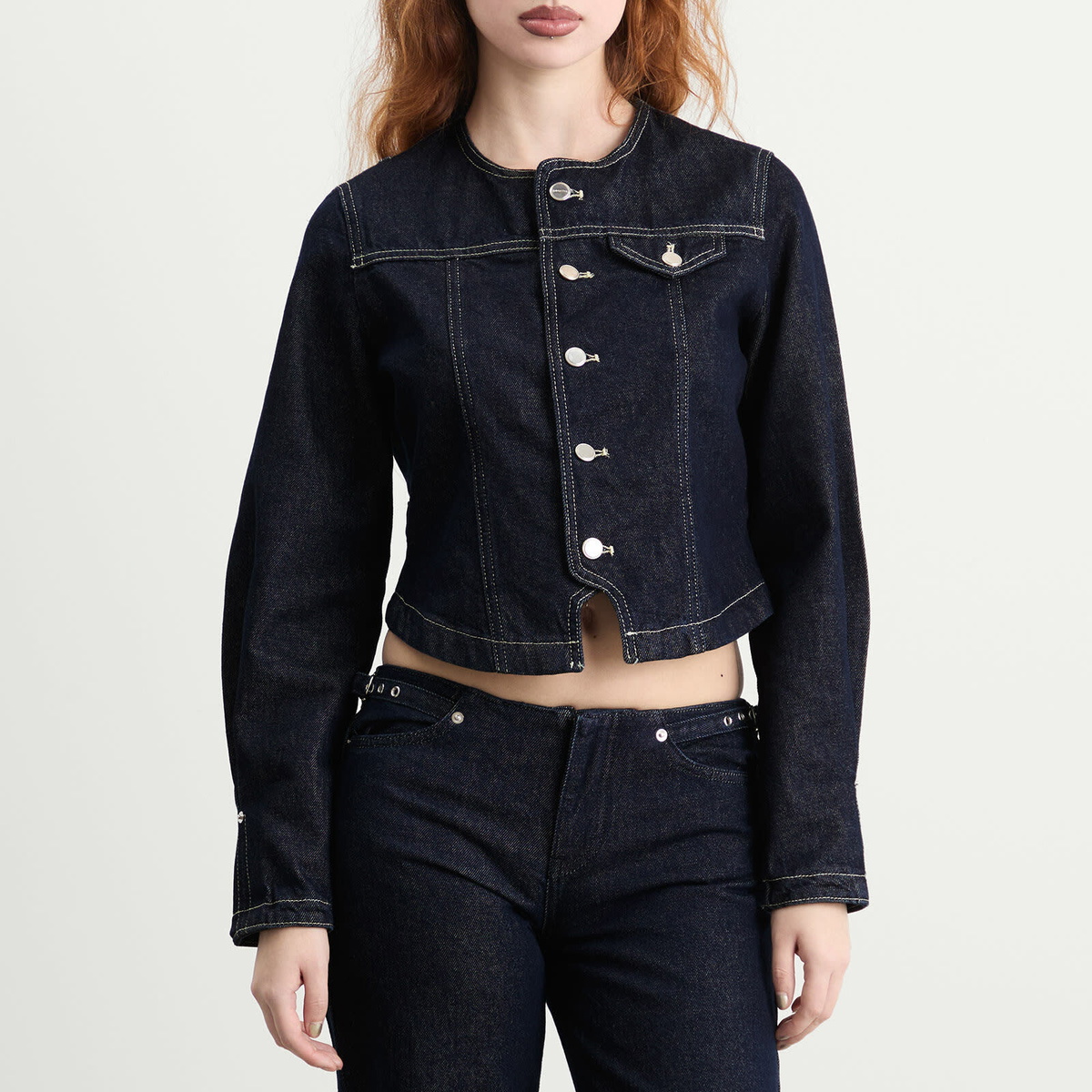 Peachy Den Women's Goldie Collarless Denim Jacket in Indigo Rinse