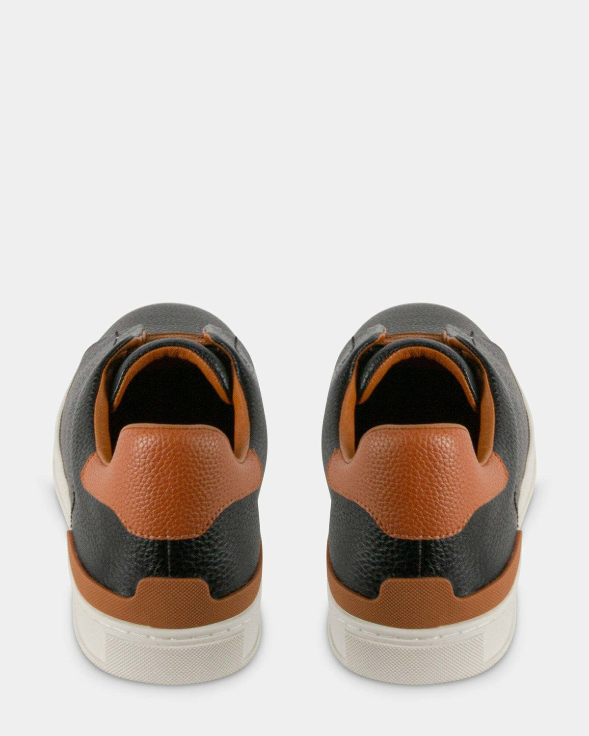 Steve Madden Masters Sneakers in Black
