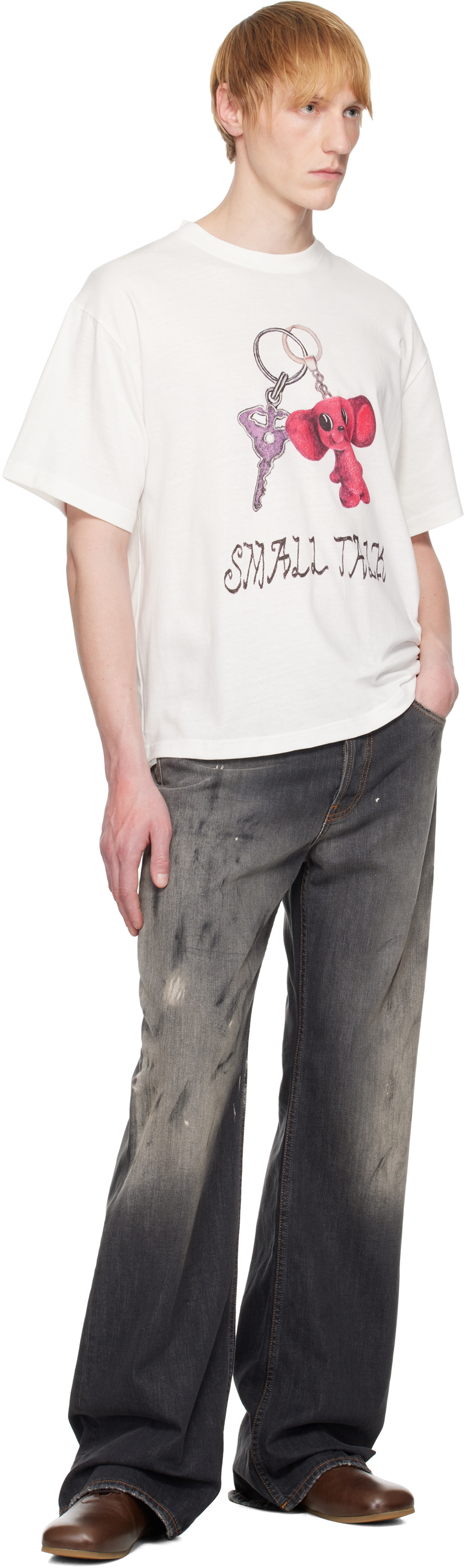 Small Talk Studio White Keychain Print S/S T-shirt
