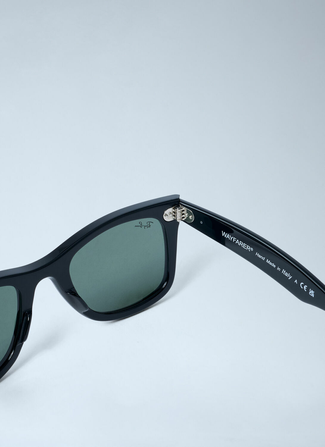 Ray-Ban Wayfarer Sunglasses
