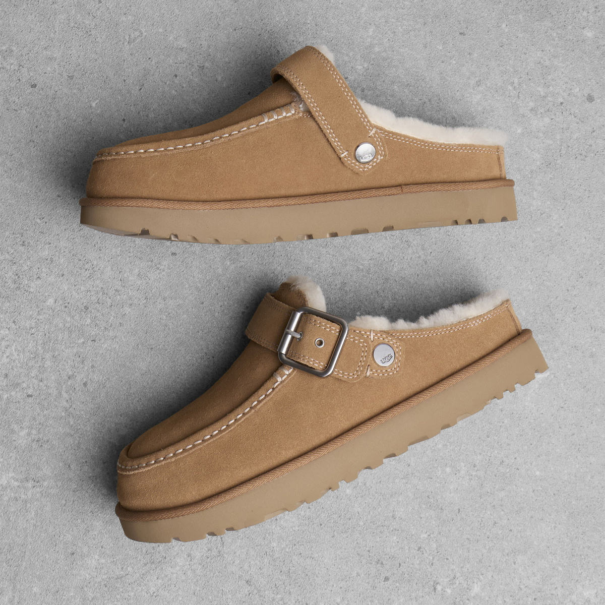 UGG Women's Goldenstar Evelina Clog in Chestnut