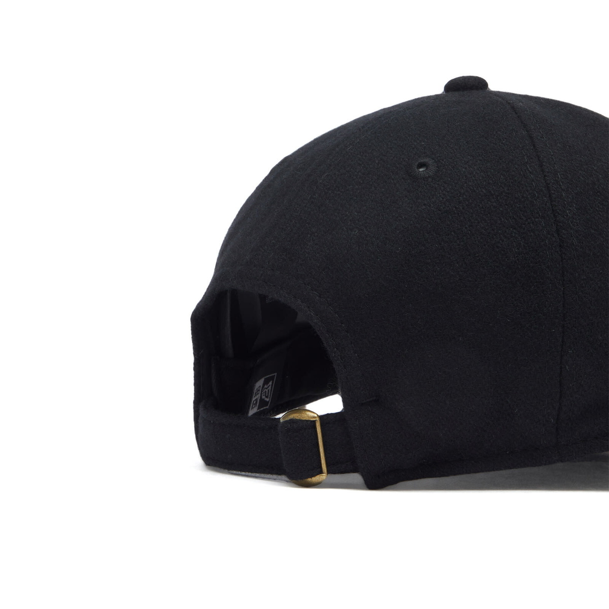 Uniform Experiment Men's New Era 9Thirty Old School Cap in Black 