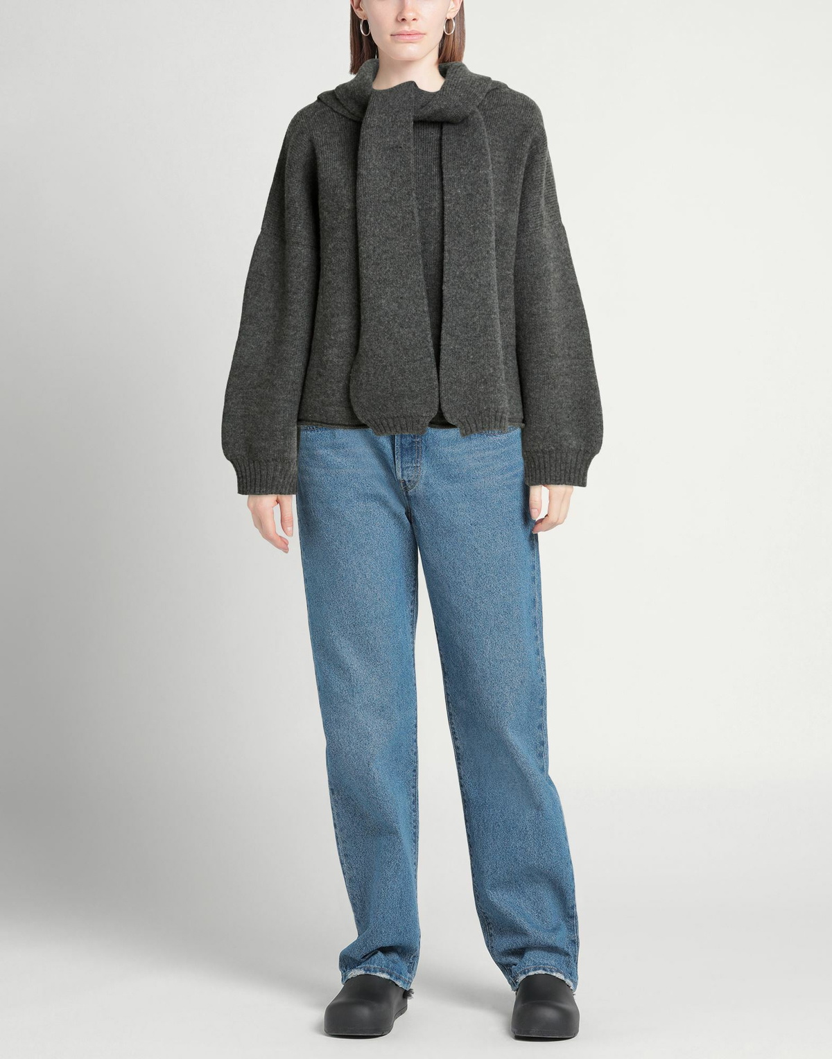 Cawley Womens Sweater in Grey