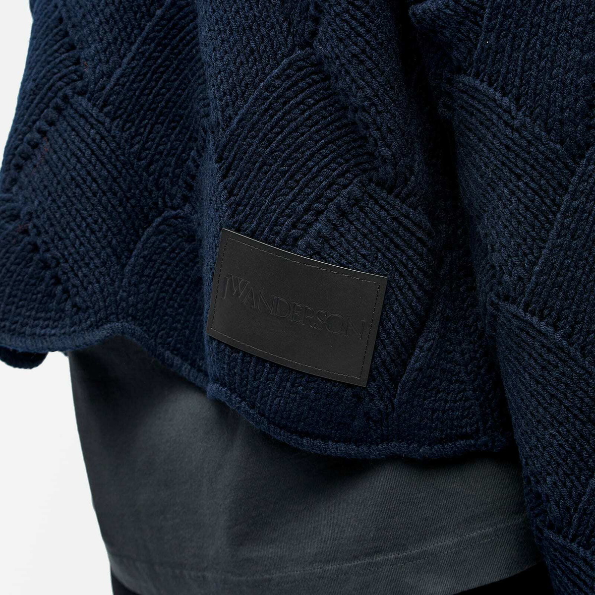 トップス JW Anderson Cropped Oversize Knit Cropped Oversize Knit by JW Anderson | Rent the Runway