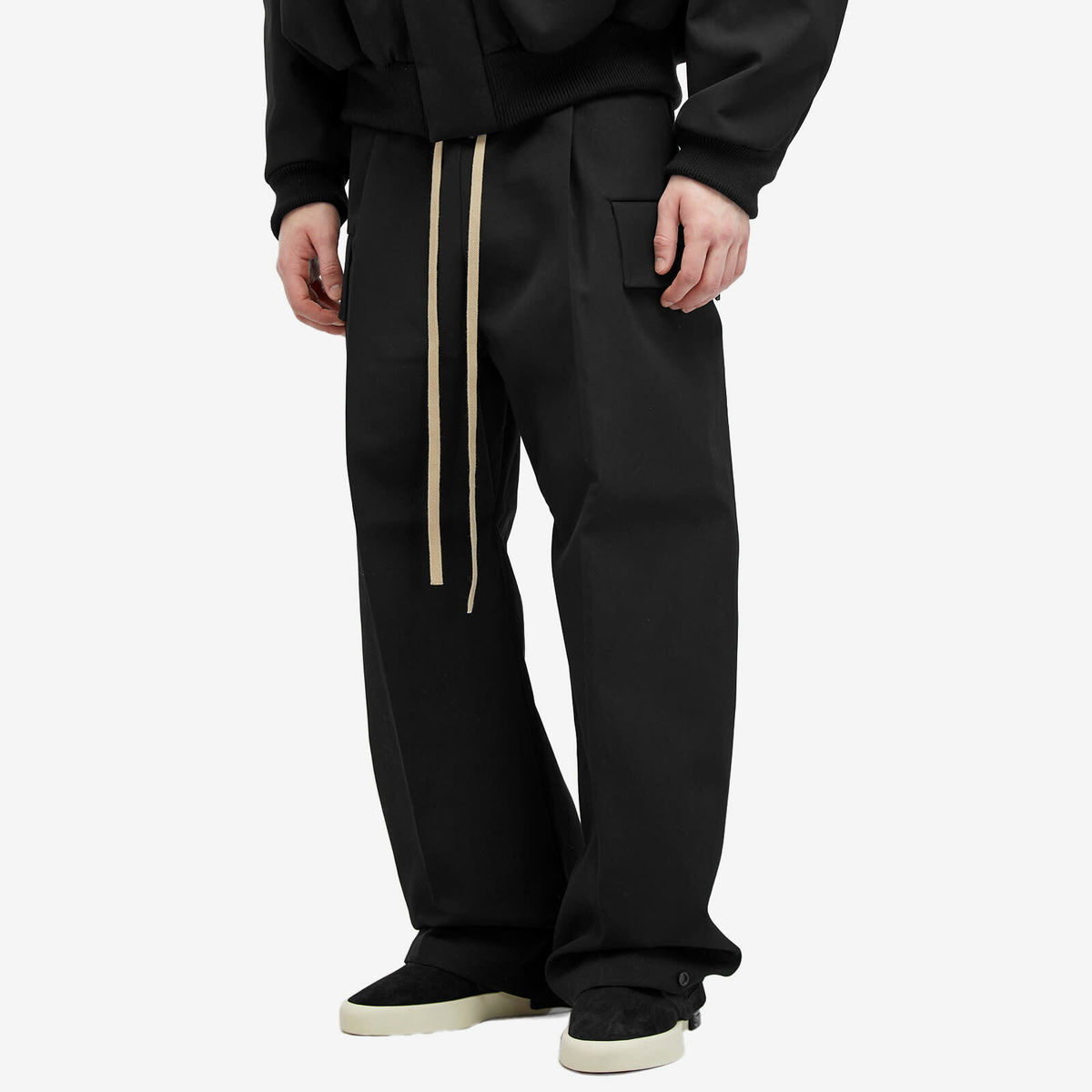 Fear of God Men's 8th Cargo Pant in Black Fear Of God Fear of God Men's 8th Cargo Pant in Black Fear Of God
