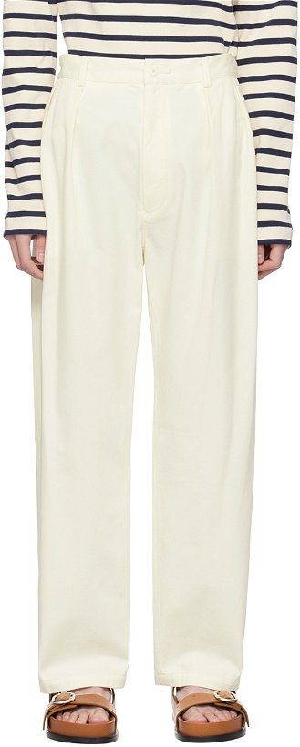 Photo: YLÈVE Off-White Pleated Trousers