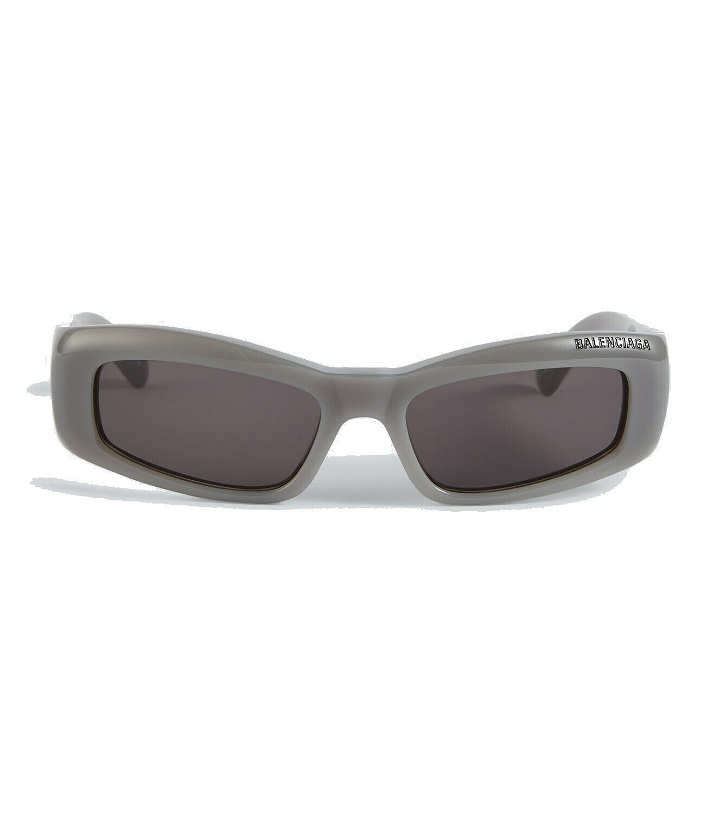 Photo: Balenciaga Rectangular sunglasses