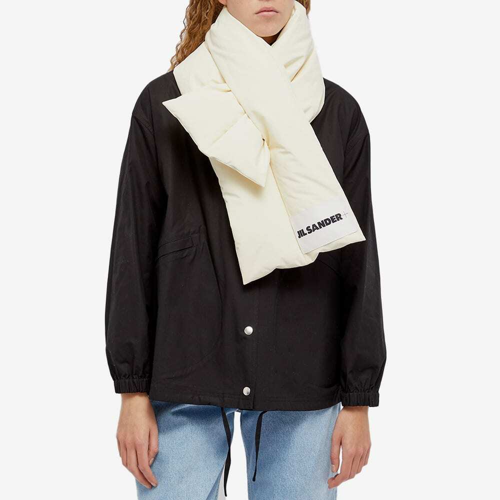 【Jil Sander】 Down Scarf マフラー DUNE Jil Sander Women's Logo Down Scarf in Dune Jil Sander