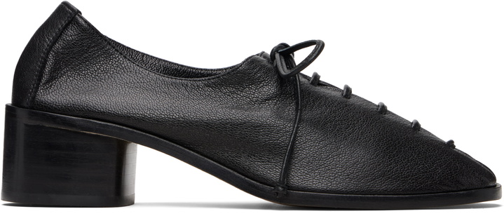 Photo: HEREU Black Plegada Heels
