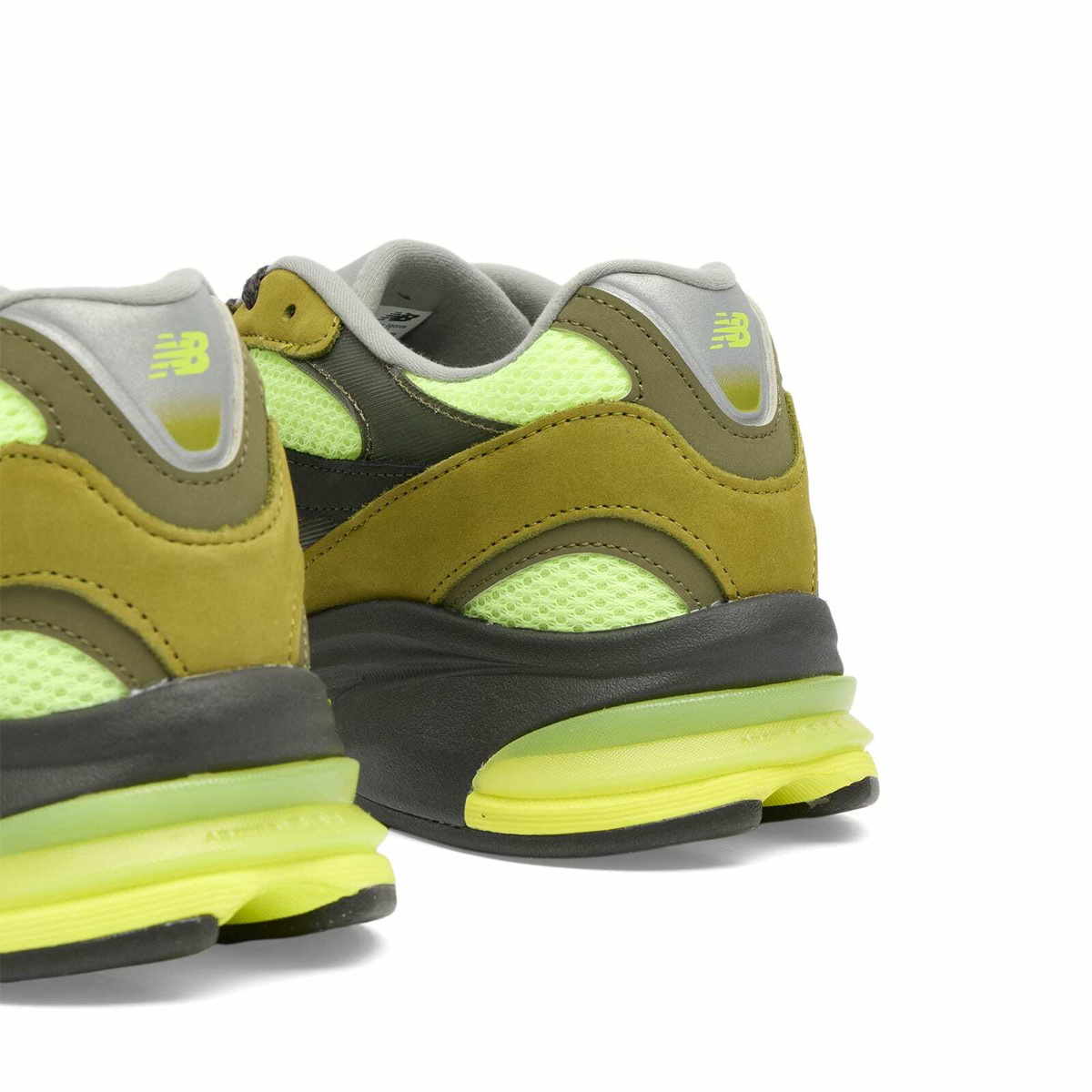 New Balance Abzorb 2010 Sneaker in Sea Moss/Afterglow/Alkaline Green