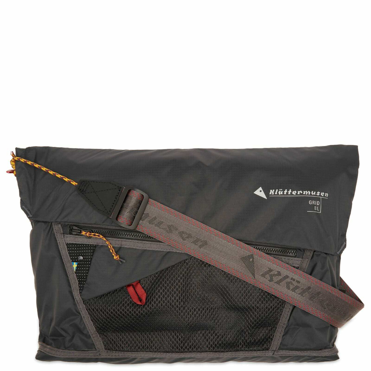 Klättermusen Grid Messenger Bag in Raven 