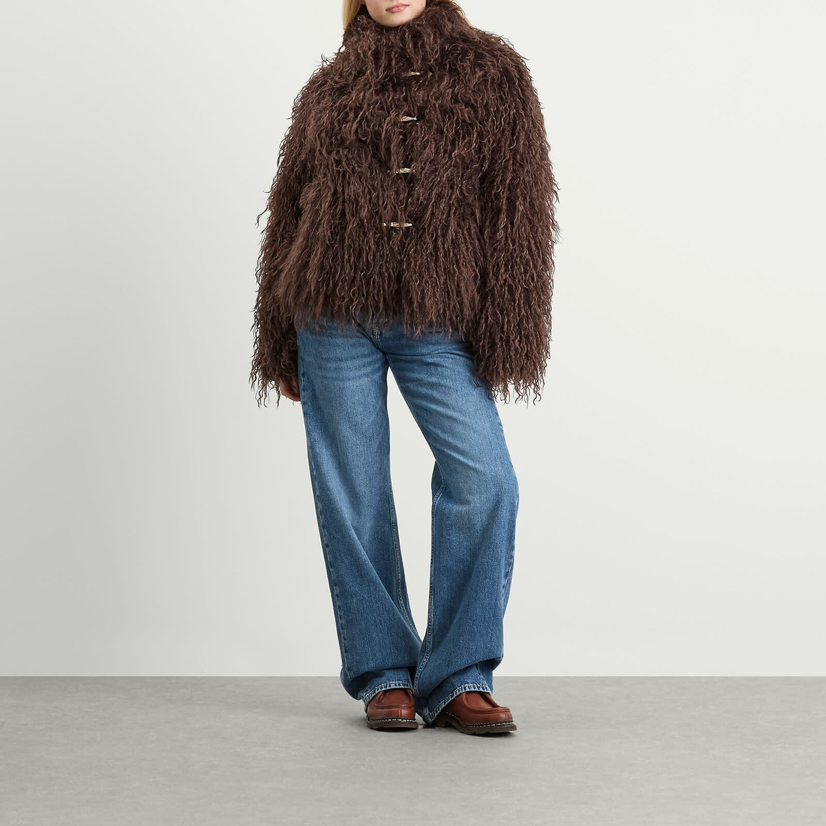 Peachy Den Women's Patti Faux Fur Coat in Chocolate