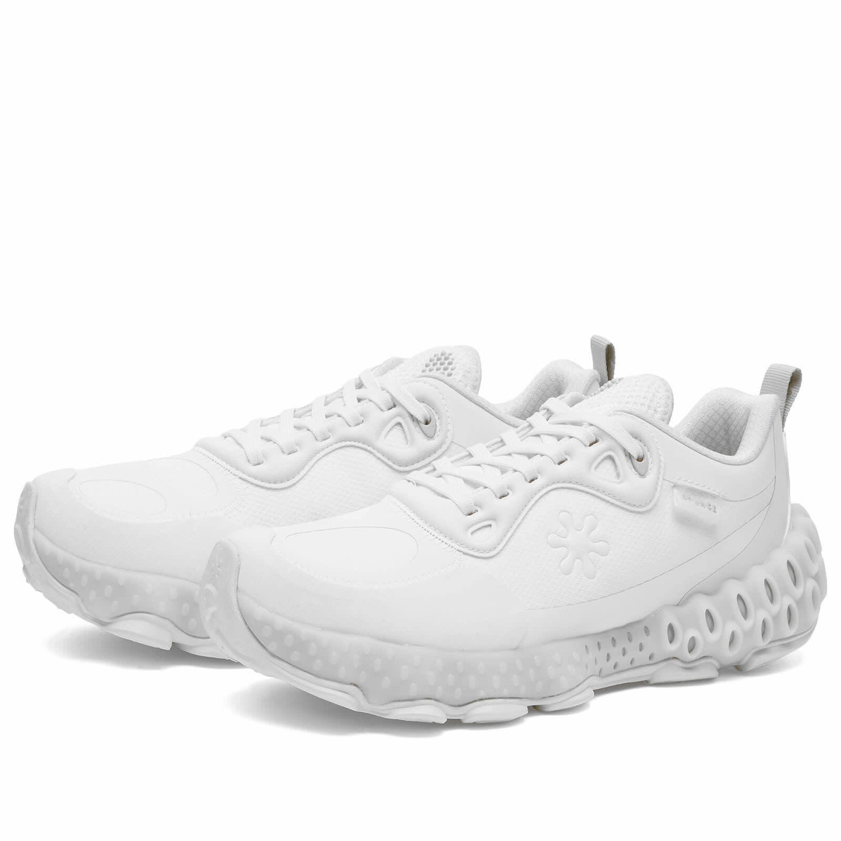 Spunge Osmosis Sneaker in White/White/White