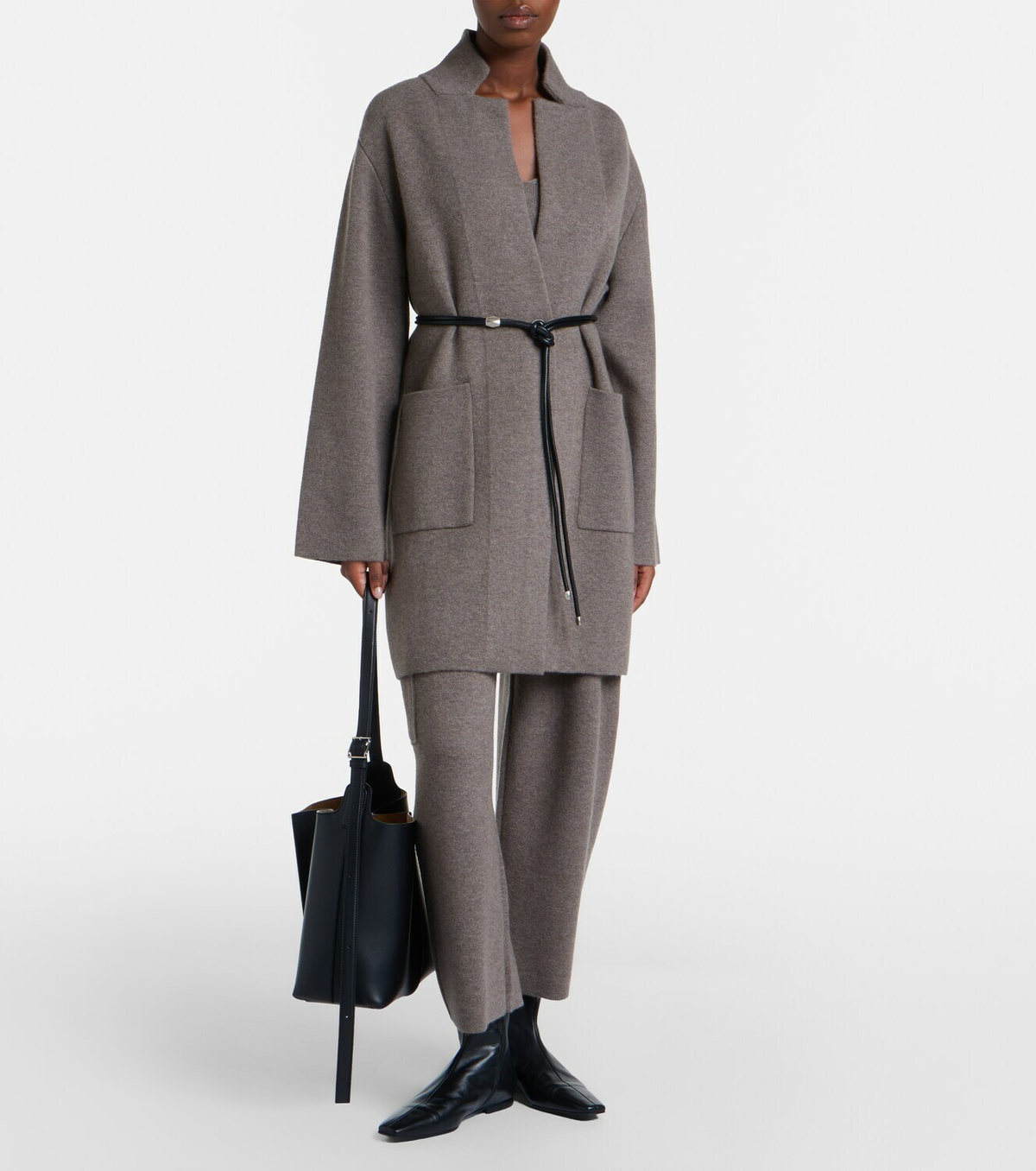 Lisa Yang Anni cashmere coat